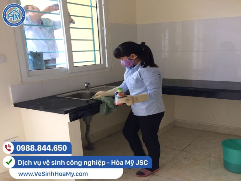 Dịch vụ vệ sinh công nghiệp tại Ba Đình ưu đãi giá luôn tốt. 2 Dịch vụ vệ sinh công nghiệp tại Bắc Từ Liêm