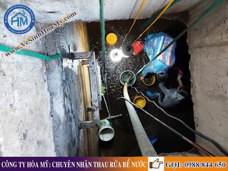 Liên hệ hotline uy tín để sử dụng dịch vụ thau rửa bể nước tại Cầu Giấy 2 Bảng giá thau rửa bể nước tại Tây Hồ rẻ nhất, nhanh chóng, chuyên nghiệp